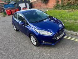 Blue Used 2015 Ford Fiesta Zetec Hatchback | £4,995 (Fair price)