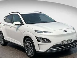 White Used 2022 Hyundai Kona Premium SUV | £14,490 (Good price)