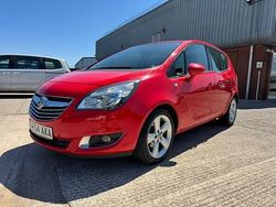 Red Used 2015 Vauxhall Meriva MPV | £2,975 (Fair price)
