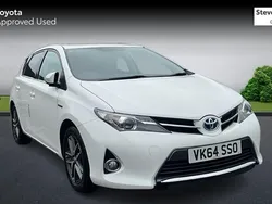 White Used 2014 Toyota Auris Hybrid Plus Hatchback | £9,999 (Fair price)