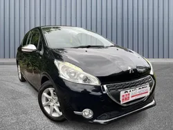 Black Used 2015 Peugeot 208 Style Hatchback | £3,250 (Good price)