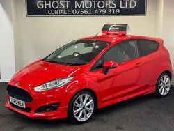 Red Used 2015 Ford Fiesta Zetec Hatchback | £3,995 (Good price)