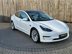 White Used 2021 Tesla Model 3 Long Range AWD Sedan | £23,999 (A bit pricey)