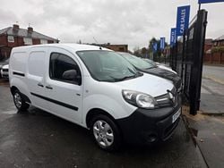 White Used 2019 Renault Kangoo Business | £6,995 (Expensive)
