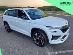 Moon white metallic Used 2022 Skoda Kodiaq vRS SUV | £31,995 (Fair price)