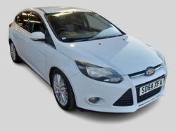 White Used 2014 Ford Focus Zetec Hatchback | £3,795 (Fair price)