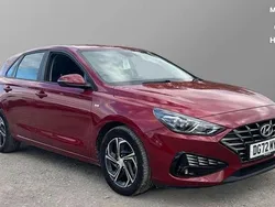 Red Used 2022 Hyundai i30 SE Hatchback | £11,867 (Fair price)