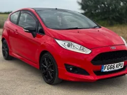 Red Used 2016 Ford Fiesta ST-Line Hatchback | £5,490 (Fair price)