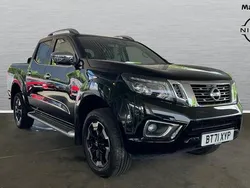 Black Used 2021 Nissan Navara Tekna Pickup | £20,921 (Good price)