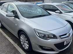 Silver Used 2013 Vauxhall Astra Hatchback | £6,490 (Expensive)