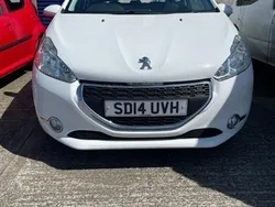 White Used 2014 Peugeot 208 Active Hatchback | £4,495 (Expensive)