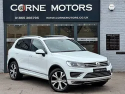 White Used 2015 VW Touareg R-line SUV | £18,490 (Good price)
