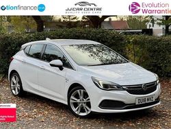White Used 2018 Vauxhall Astra SRi Hatchback | £8,295 (Fair price)