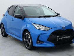 Blue Used 2025 Toyota Yaris Hybrid Edition Hatchback | £24,999 (Expensive)