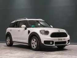 White Used 2018 Mini Cooper Countryman Chili SUV | £14,798 (Fair price)