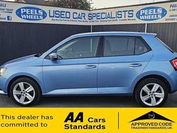 Blue Used 2015 Skoda Fabia SE L Hatchback | £7,475 (Fair price)