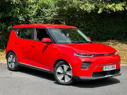 Red Used 2023 Kia Soul EV 3 SUV | £16,450 (Fair price)