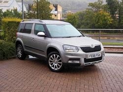 Beige Used 2016 Skoda Yeti Outdoor SE SUV | £10,995 (Fair price)