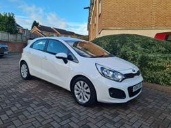 White Used 2014 Kia Rio 2 Hatchback | £3,195 (Super price)