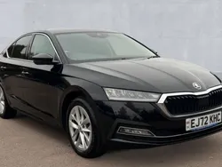 Black magic pearlescent Used 2022 Skoda Octavia SE L Hatchback | £17,895 (Fair price)