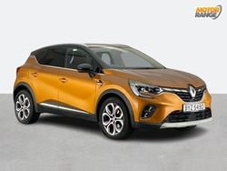 Orange/black Used 2022 Renault Captur SE SUV | £13,495 (Fair price)