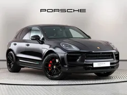 Jet black metallic Used 2023 Porsche Macan GTS SUV | £72,750 (Fair price)
