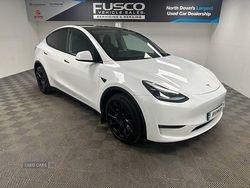White Used 2022 Tesla Model Y Long Range AWD SUV | £22,990 (Fair price)