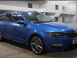 Blue Used 2016 Skoda Octavia vRS Estate | £9,995 (Good price)