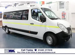 White Used 2017 Renault Master Van | £10,650 (Fair price)