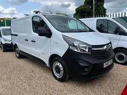White Used 2016 Vauxhall Vivaro S Van | £7,995 (Fair price)