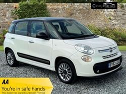 White/black Used 2013 Fiat 500L Lounge MPV | £3,695 (Fair price)