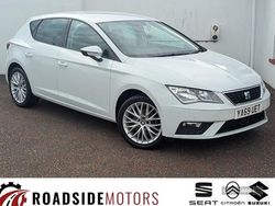 White Used 2020 Seat Leon SE Dynamic Hatchback | £11,495 (Fair price)