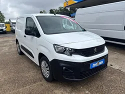 White Used 2020 Peugeot Partner MPV | £9,000 (Fair price)