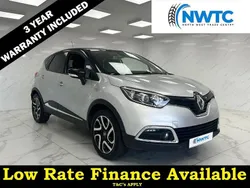 Silver/black Used 2017 Renault Captur Dynamique SUV | £8,895 (Fair price)