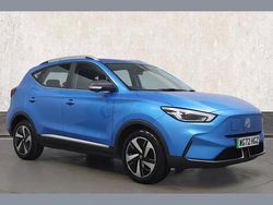 Blue Used 2022 MG ZS Trophy Connect Sedan | £12,566 (Super price)