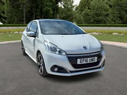 White Used 2016 Peugeot 208 Prestige Hatchback | £7,330 (Fair price)