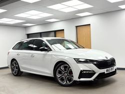White Used 2021 Skoda Octavia vRS Estate | £24,979 (Expensive)