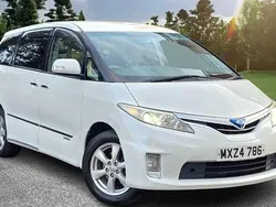 White Used 2010 Toyota Estima Hybrid | £7,999