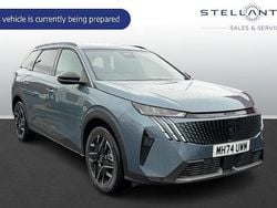 New 2025 Peugeot 5008 Allure Estate | £31,060 (Super price)