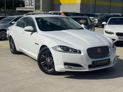White Used 2013 Jaguar XF Luxury Sedan | £5,400 (Fair price)