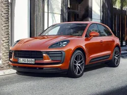 Papaya metallic Used 2021 Porsche Macan SUV | £46,490 (Good price)