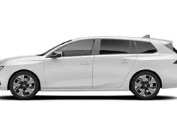 New 2025 Vauxhall Astra Ultimate Estate | £27,102 (A bit pricey)