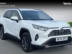 White Used 2024 Toyota RAV4 Hybrid Design SUV | £34,358 (Fair price)
