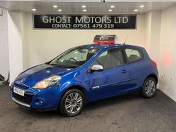 Blue Used 2011 Renault Clio II Dynamique Hatchback | £2,995 (Fair price)