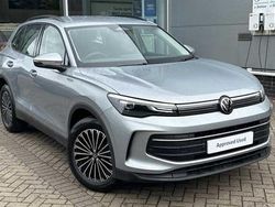Used 2025 VW Tiguan Life SUV | £29,789 (Expensive)