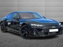 New 2024 Audi e-tron GT quattro Comfort Sedan | £99,991 (Good price)
