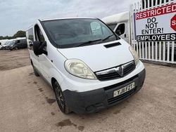 White Used 2011 Vauxhall Vivaro Van | £1,995 (Good price)