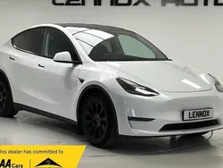 White Used 2022 Tesla Model Y Long Range AWD SUV | £24,690 (Fair price)