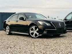 Black Used 2013 Toyota Crown Sedan | £13,995
