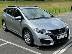 Silver Used 2017 Honda Civic S Estate | £8,000 (Good price)